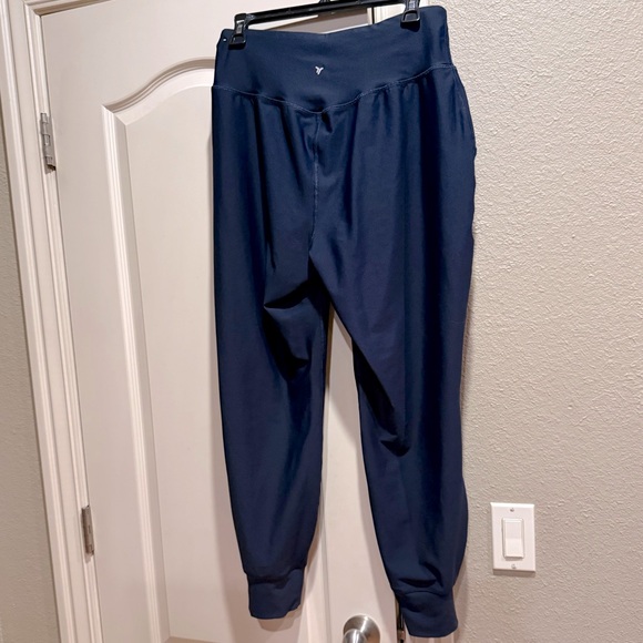 Old Navy Powersoft joggers in navy blue with pockets L - Picture 4 of 5